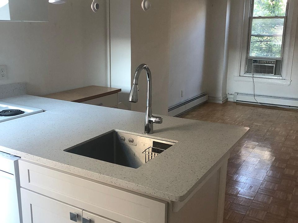 1st image of 864 N 26th St Floor 2