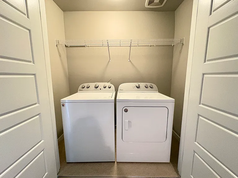 1325 Seattle Hill Rd #L2 — Photo 8