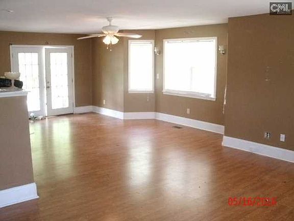 3rd image of 4280 Greenwood Dr