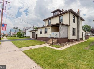 105 W Central Ave, Avis, PA 17721