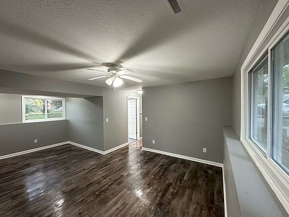 5th image of 6020 Candlewood Ct
