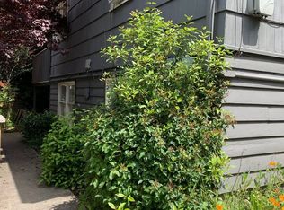 9241 35th Ave SW #B, Seattle, WA 98126