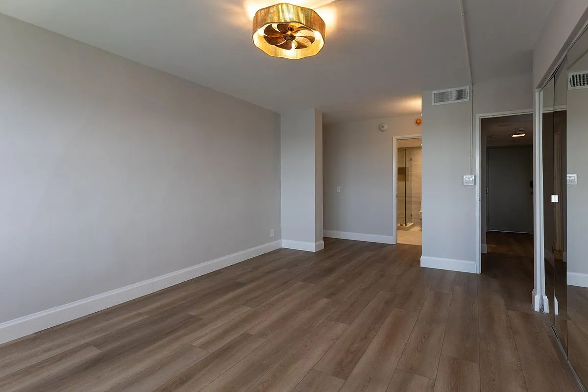 1 bed, 1.0 bath, 900 sqft, $3,250 — Photo 3