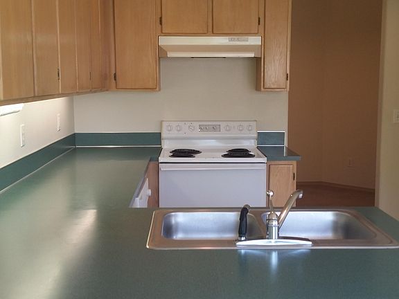 5th image of 4795 Crab Ave W