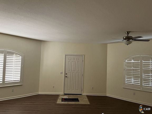 3rd image of 898 Manzanita Dr