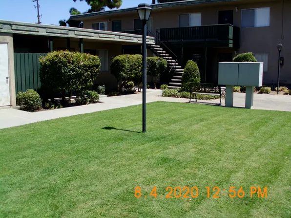 4470 E Sierra Madre Ave APT 105, Fresno, CA 93726