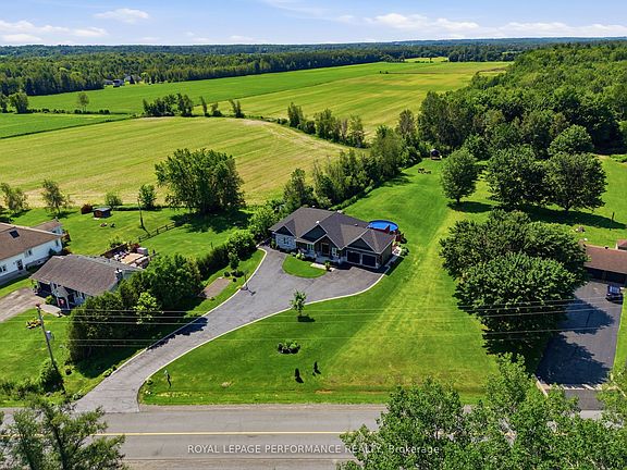 3rd image of 1560 Sandy Hill Rd