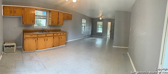4th image of 507 N San Ignacio Ave