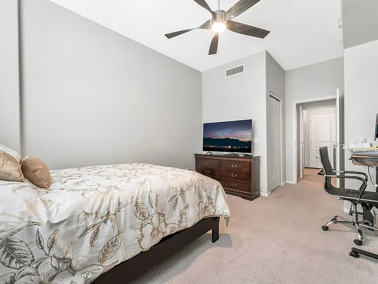 8255 Las Vegas Blvd S #1117 — Photo 31
