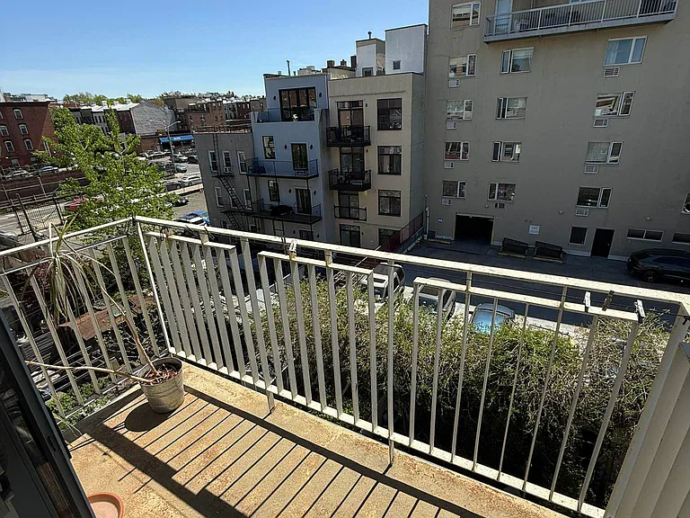140 Degraw St #TOP — Photo 6