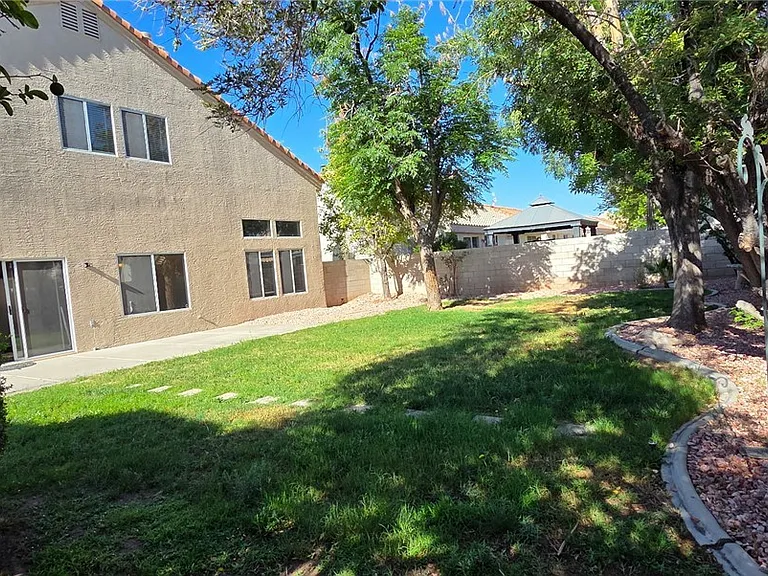 1132 Castle Point Ave — Photo 22