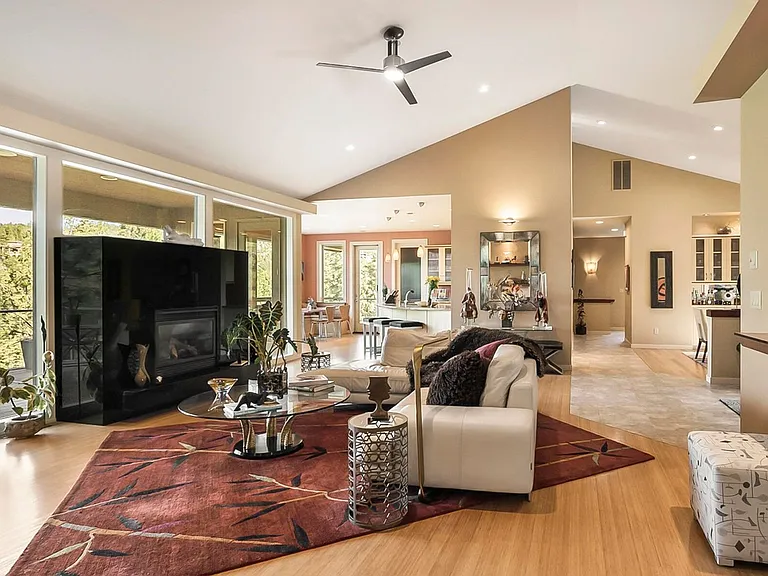 3560 NW Braid Dr — Photo 3