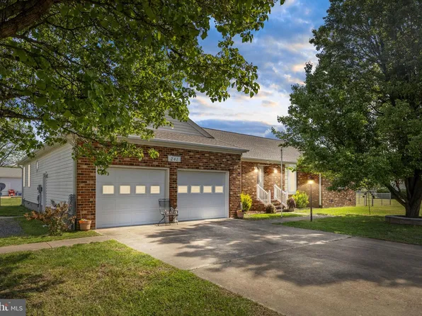 241 Potomac Ln, Colonial Beach, VA 22443