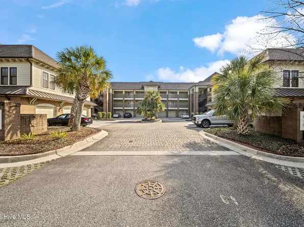 648 Village Park Drive Unit 302, Wilmington, NC 28405