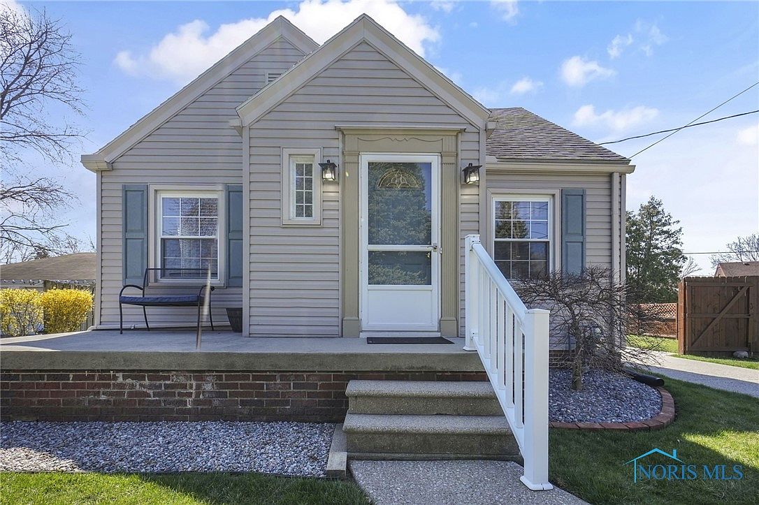1233 Schreier Rd, Rossford, OH 43460 Zillow