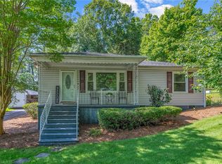 651 N Main St, Inman, SC 29349