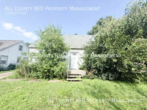 1569 W Market St, Akron, OH 44313