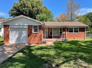 551 S Spring Creek Dr, Derby, KS 67037