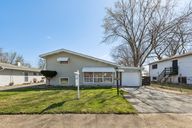 Honore Ave-0904-001.jpg