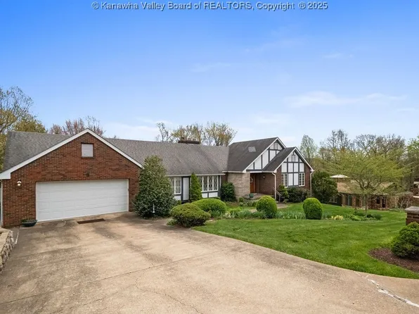 5 High Meadow Dr, Charleston, WV 25311