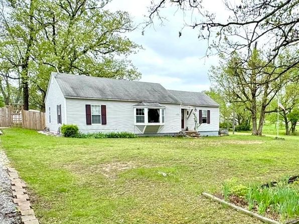 410 Cherry Ave, Summersville, MO 65571