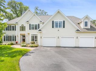 50 Kensington Ct, Cheshire, CT 06410