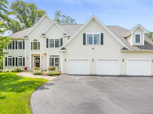 50 Kensington Court, Cheshire, CT 06410