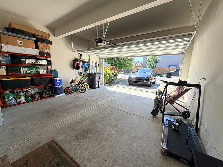 11001 184th St E — Photo 3