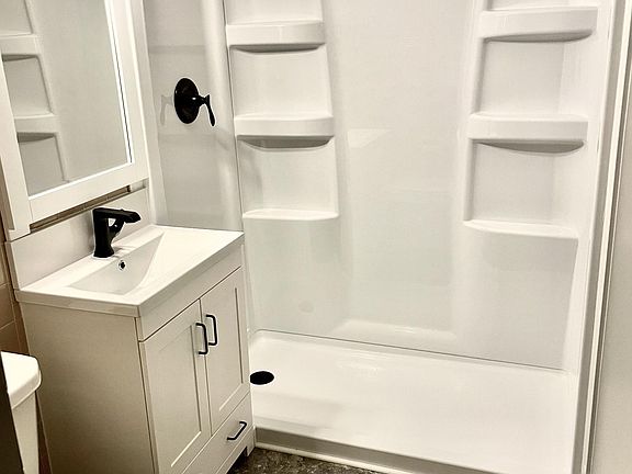 Fully renovated bathroom