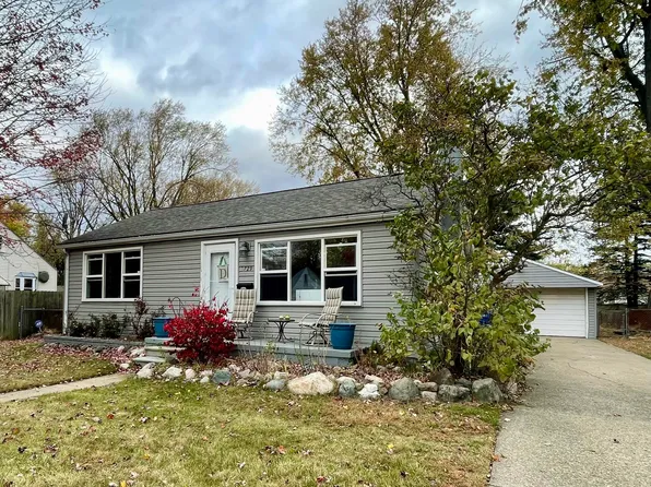 3729 Bart Ave, Warren, MI 48091