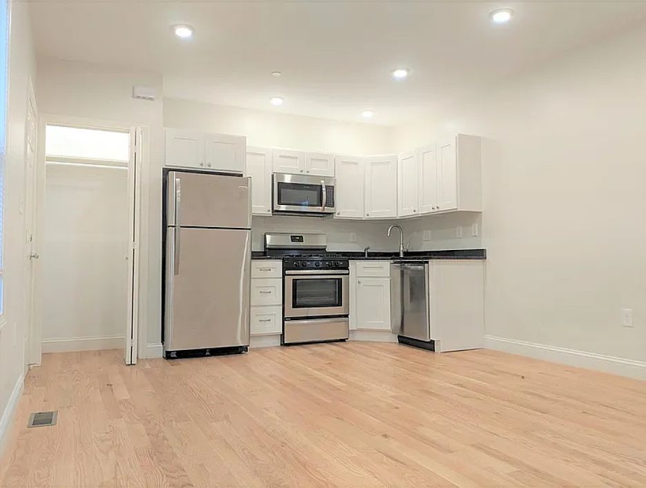 1st image of 46 Cogswell Ave #3D