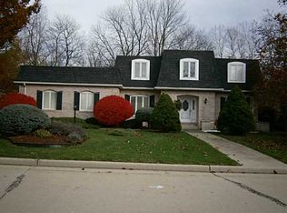 125 Deerfield Cir, Bryan, OH 43506