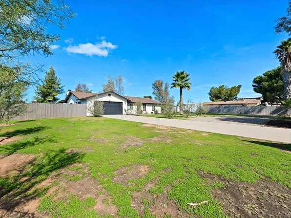 1922 Vermont St, Ramona, CA 92065