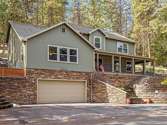 2nd image of 840 Ponderosa Dr