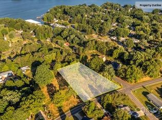 411 Stutts Rd #2, Mooresville, NC 28117