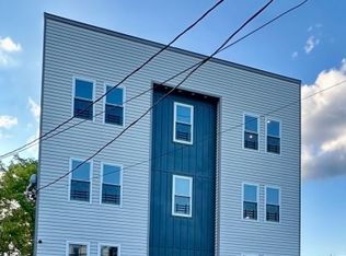 915 Grove St APT 2R, Irvington, NJ 07111