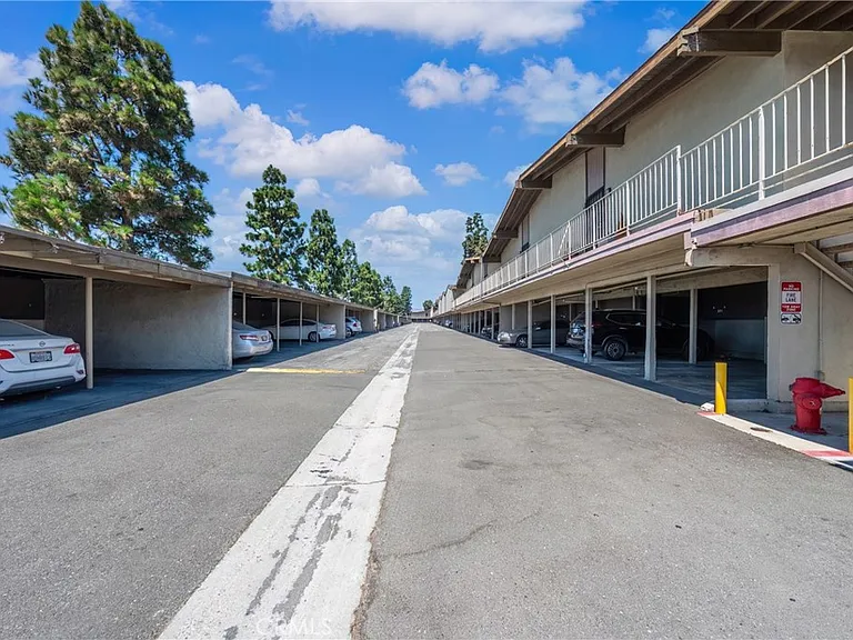 802 Coriander Dr #B — Photo 25