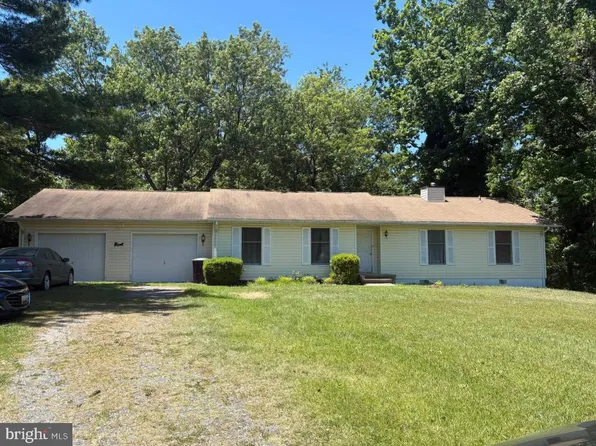 24719 Goose Neck Ln, Hollywood, MD 20636