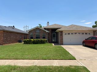10605 Elkridge Ave, Lubbock, TX 79423