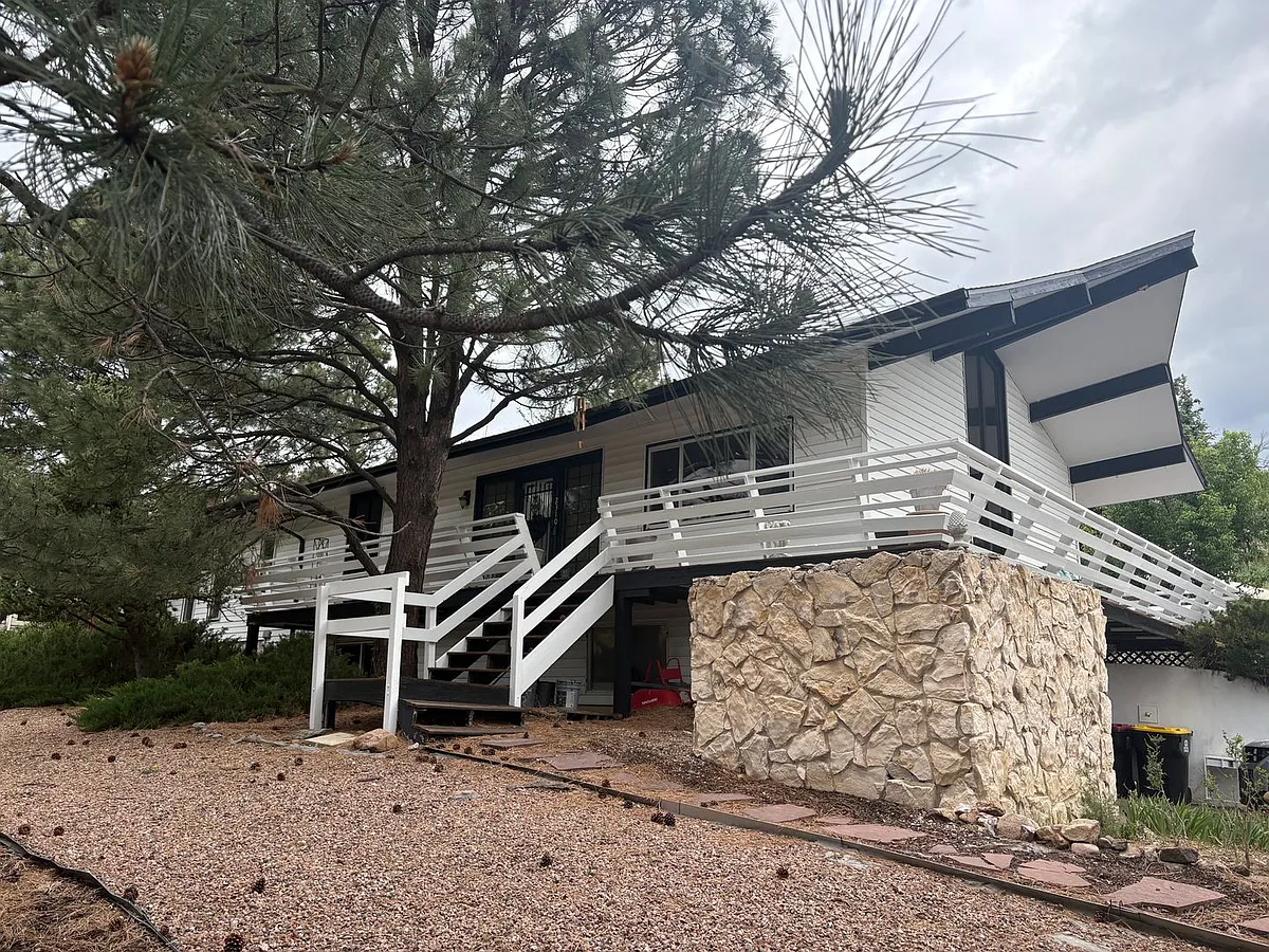 Building Photo - 2310 Orion Dr