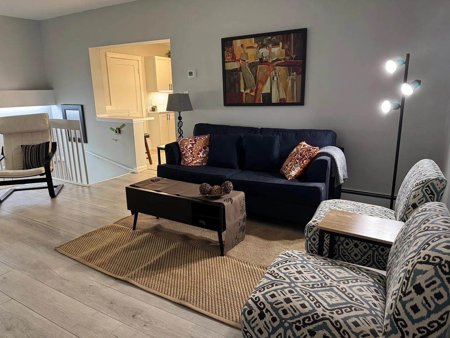 1 bed, 1.0 bath, 800 sqft, $1,950 — Photo 4