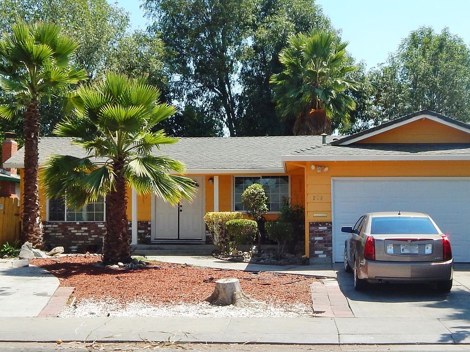 1st image of 310 Sepulveda Dr