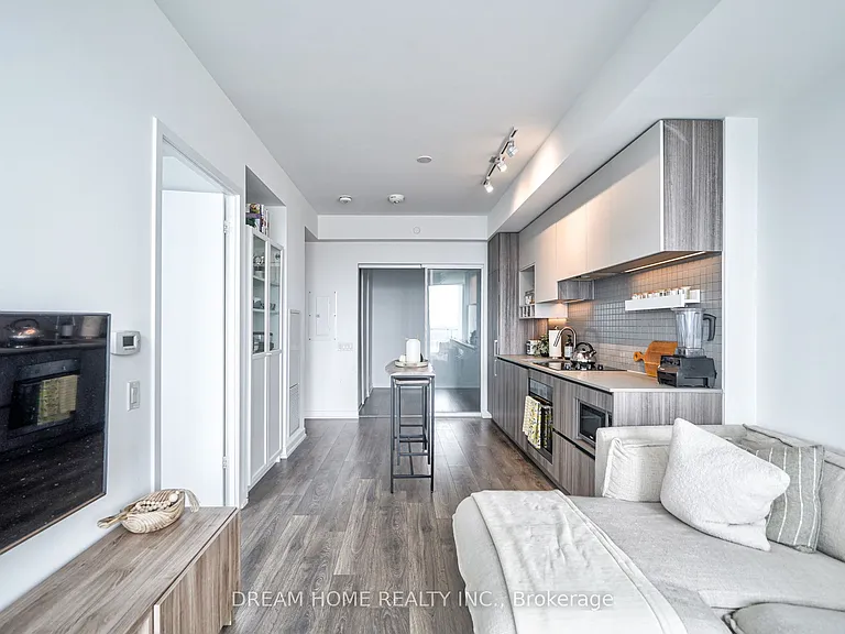 898 Portage Pkwy #1908 — Photo 8