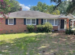 1861 Broadell Dr, Fayetteville, NC 28301