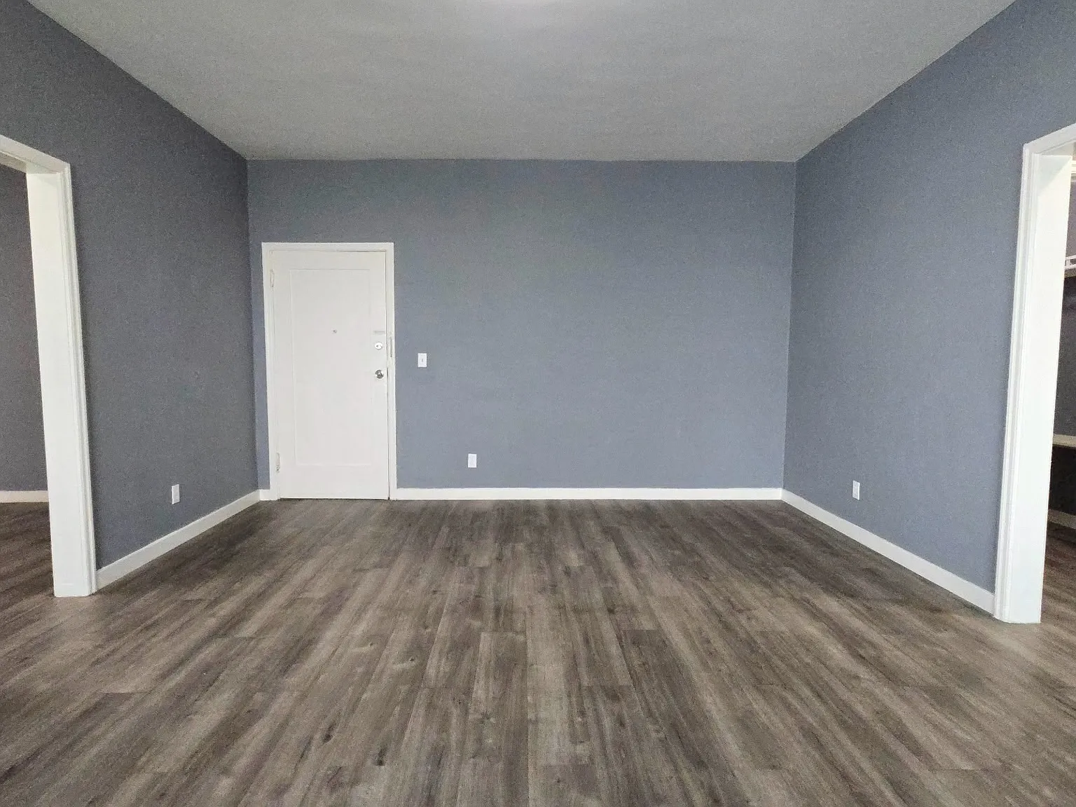 2 bed, $2,195 — Photo 4