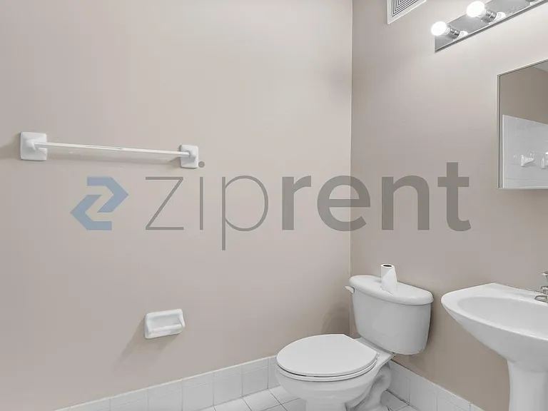 1015 Shoma Dr — Photo 14