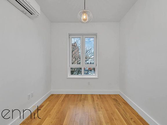 5th image of 167 Lafayette Ave #4