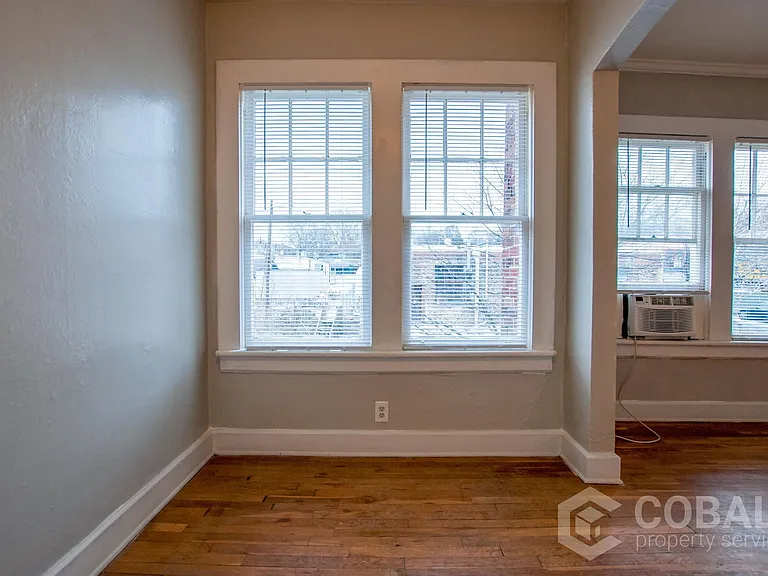 678 Somerset Ter NE #7 — Photo 9