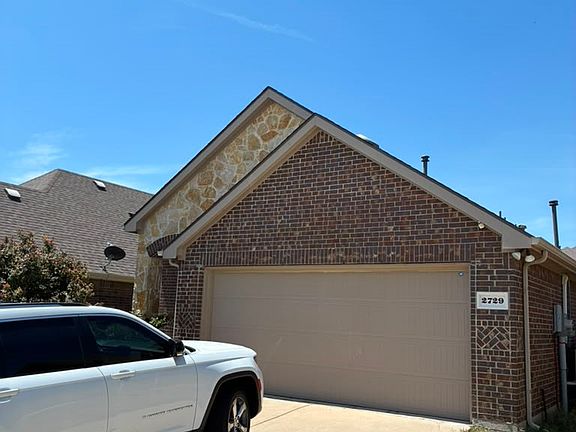3rd image of 2729 Pease Dr