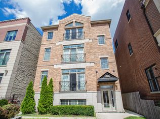 544 E 45th St APT 4, Chicago, IL 60653